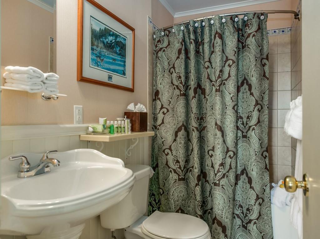 George House Heritage Bed And Breakfast Dildo Exteriér fotografie